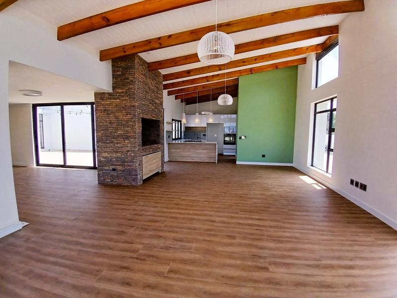 3 Bedroom Property for Sale in Stilbaai Wes Western Cape